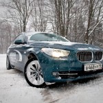 Тест драйв BMW 5 GT в снежных сугробах
