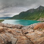 Вид на озеро с ледника Свартисен